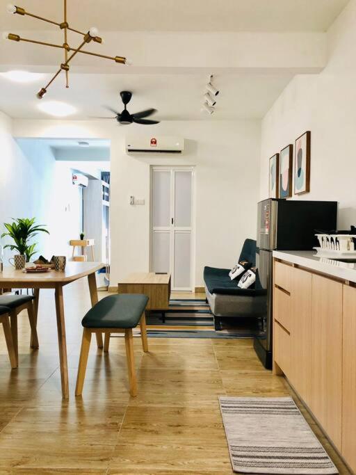 Apartment Kl2-4pax Nr Ktm&midvalley *